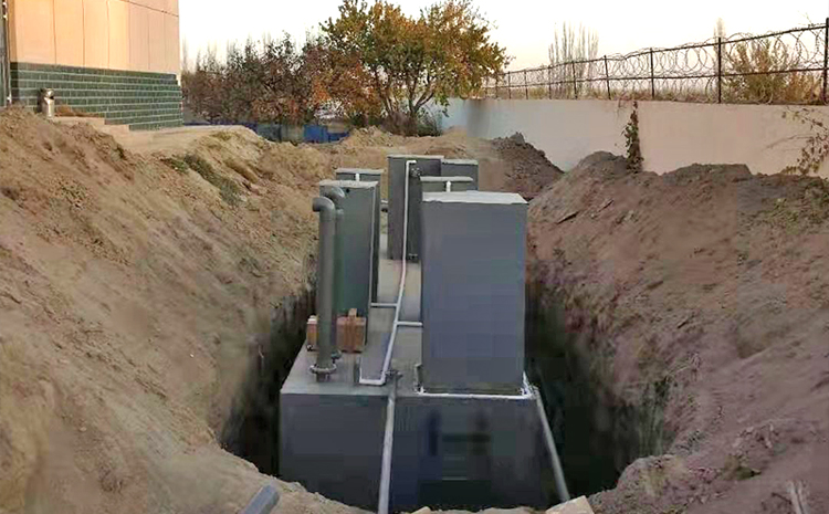 新疆新和縣地埋式污水處理設備安裝圖片