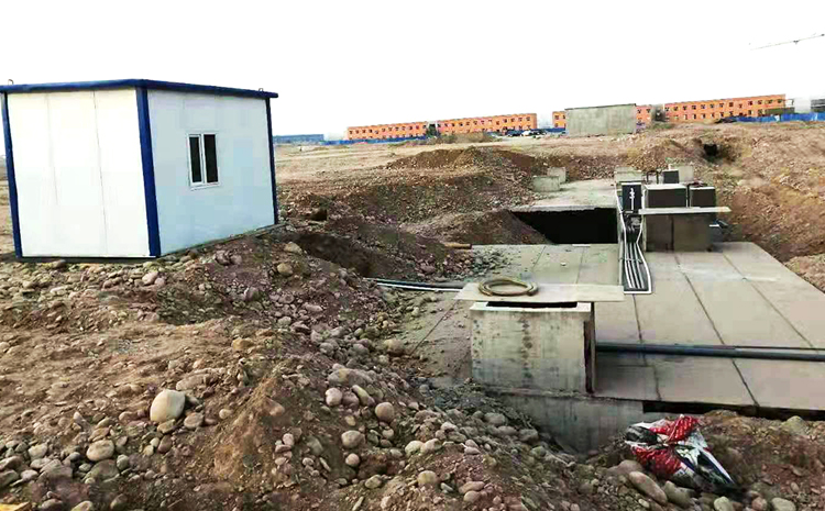 新疆新和縣地埋式污水處理設備安裝圖片